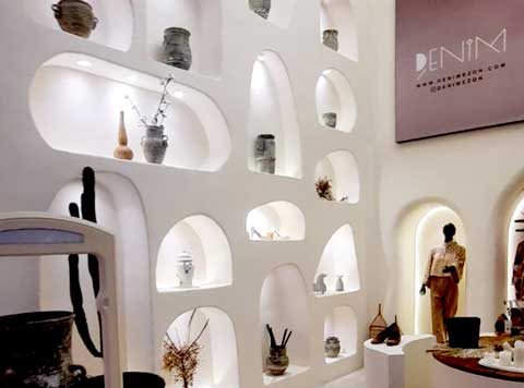 فروشگاه لباس زنانه دنیم دیوار بوهمی ورودی